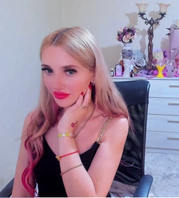 Watch Nude Babestation Babes